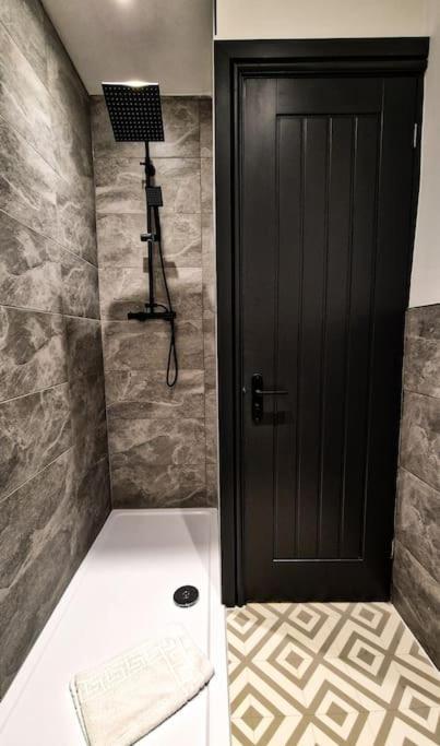 リヴァプールBeautiful Flat On Breck Roadアパートメント エクステリア 写真